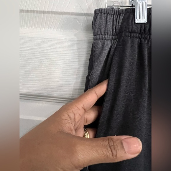 Layers Men’s Black/Gray shorts - Quick Dry- Size Large - Picture 5 of 7